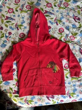 Chicago Blackhawks Red Kids Hoodie with Mascot 3T